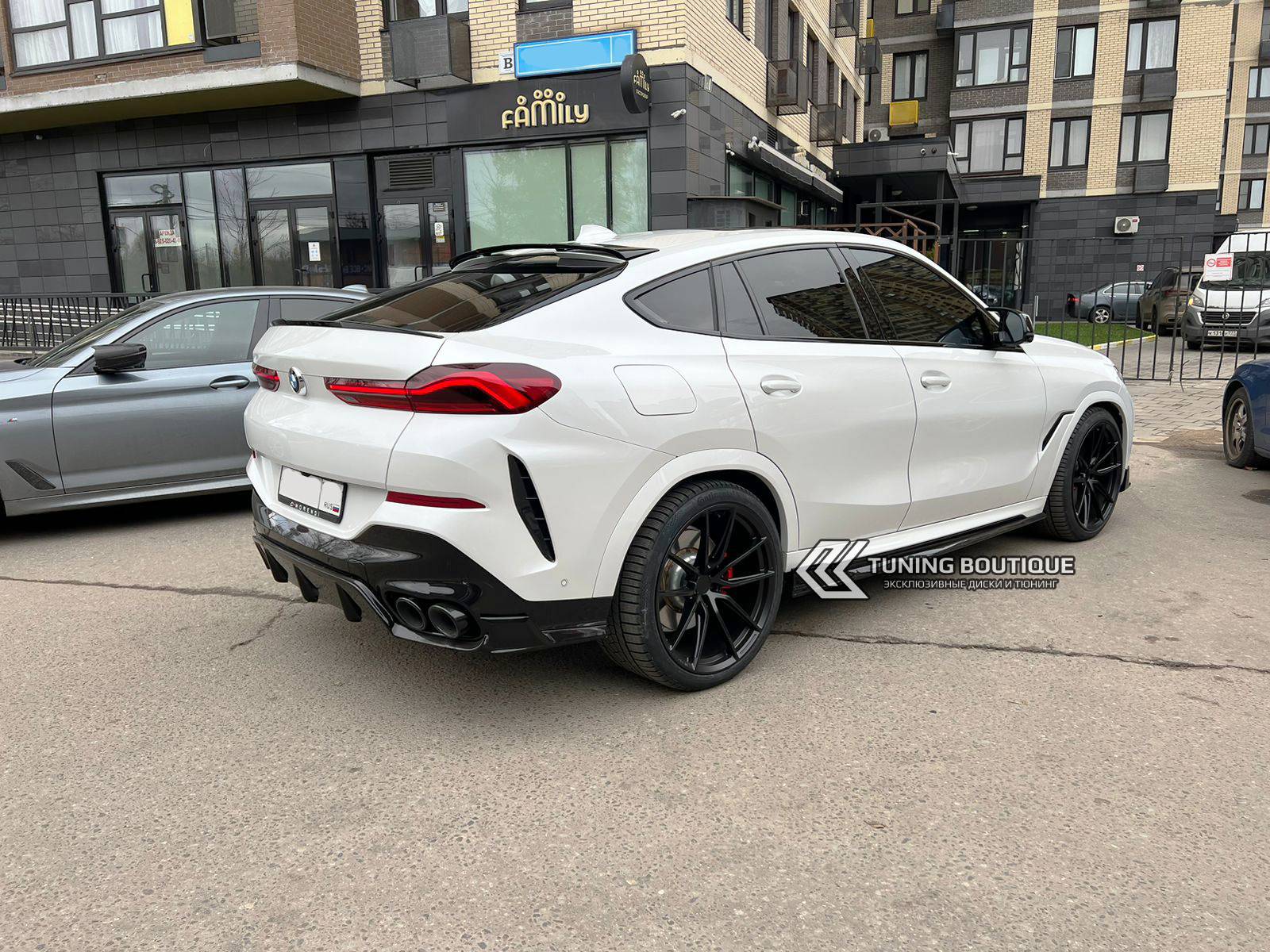 BMW X6 G06 на 22" кованых дисках нашего производства	 фото 2